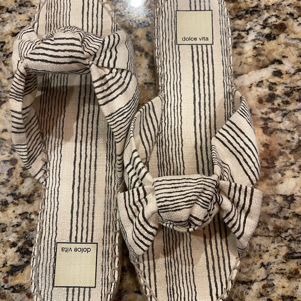 Dolce Vita Slides. Cream and Black. Size 8. EUC.